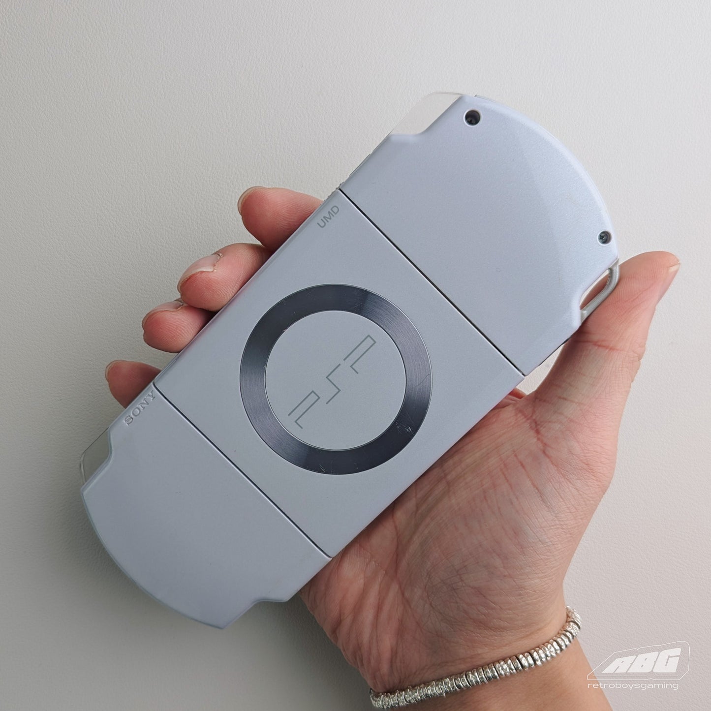 Sony PlayStation Portable PSP-2000 Light Purple